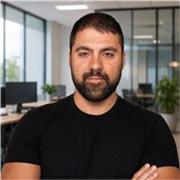 Profesor de ciberseguridad con master especializado