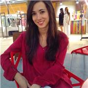 Diseñadora de moda experta en diseño 3D, coolhunter, estilista y personal shopper. Estudiantes apasionados por la moda