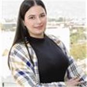 Profesor de ciencias con experiencia en niños y adolescentes
