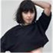 Docente di scrittura, canto e presenza scenica impartisce lezioni