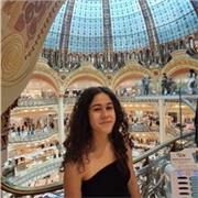 Sono una ragazza di 16 anni che frequenta il liceo scientifico. Offro ripetizioni di matematica a ragazzi di elementari e medie