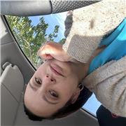 Fisioterapeuta cualificada especializada en pediatría, terapia manual y suelo pelvico