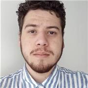 Estudiante de 5to año de Medicina de la Universidad de Chile, ayudante de laboratorio de anatomia por 3 años