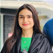 Experienced online English, Graphic Design, and Psychology tutor