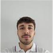 Estudiante recién graduado con afición a la historia. Me gustaría dar clases para niños de primaria