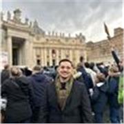 Greek professor who can teach from English to greek.