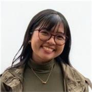 Multilingual Master's student with 4 years of experience teaching French and English.