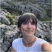 Soy Biotecnóloga con máster en biomedicina. Ofrezco clases de matemáticas, química, biología y más, adaptadas hasta bachillerato