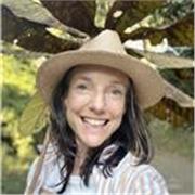 Learn a range of simple mindfulness practices with me to help you stay calm and improve your focus.