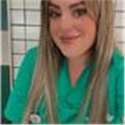 Profesora titulada en Enfermería, con más de 10 años de experiencia.