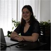 Laureata in Psicologia dello Sviluppo, con esperienza e formazione in ambito DSA, disponibile per supporto allo studio, tutoring e aiuto-compiti