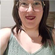 Profesora titulada en Educación Infantil y con experiencia en el apoyo de clases de refuerzo en primaria.