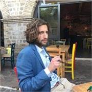 Francese madrelingua / metodologie di studio / filosofia / materie umanistiche /
Giovane ricercatore plurilaureato(Padova, Paris 1 Sorbonne, ENS Paris, EHESS Paris...), con esperienza nell'insegnamento offre corsi, lezioni, ripetizioni