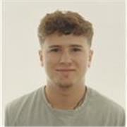 Profesor de refuerzo de ESO, actualmente estudio ADE por lo que las matemáticas, economía… son materias que domino.