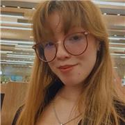 Olá meu nome é Ruby e sou venezuelana, minha língua nativa é o espanhol e quero que você também fale essa língua maravilhosa
