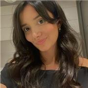 Professeur particulier donne des cours de soutien scolaire aux étudiants allant du niveau collège à Bac + 3