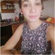 Sono una ragazza laureata in scienze della comunicazione per le culture e le arti