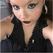 Profesora particular para iniciar en la batería y enseñar los conocimientos básicos