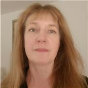 I provide online lessons in Chemistry and Biology to pupils aged 11 to 18 years