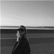 I'm a motion graphic designer with over 15 years of experience. Lessons for beginners and those who wants to learn more.