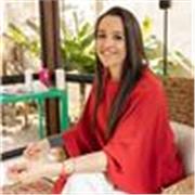 I love teaching others how to communicate in my mother tongue, Portuguese, vamos nos divertir e aprender 