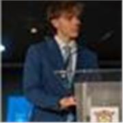 Profesor de inglés y alumno de primer año de carrera de arquitectura