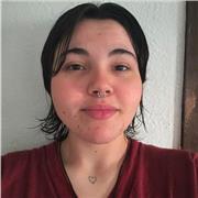 Profesora de español, apta para dar clases de todo lo que pueda encontrar en España.