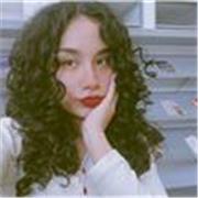 Profesora de matemáticas con experiencias con niños y adolecentes