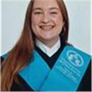 Profesora de catalán que se adapta a todos los niveles y alumnos.