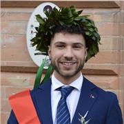 Laureato in Scienze Ambientali e Biologia marina