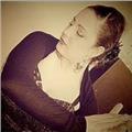 Profesora con más de 25 años de trayectoria, realiza clases de flamenco, sevillanas, clásico español y castañuelas. todos los niveles y particulares