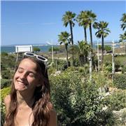 Je suis une étudiante en Histoire, je cherche un job étudiant.