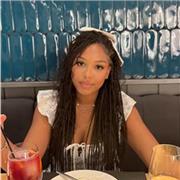 Profesora de apoyo escolar de inglés, traductora de documentos no oficiales y escritora de documentos español/ingles