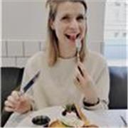 I am a french language teacher graduated from Warsaw University. I have been giving classes to corporate employees and students