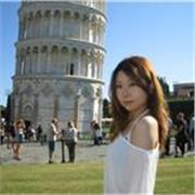 I’m a native Chinese speaker and design student who creates fun, practical, and creative Chinese lessons inspired by art and cultu