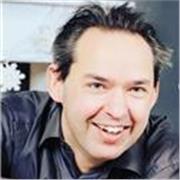 I give private conversational classes aimed at making sure you can understand and be understood.