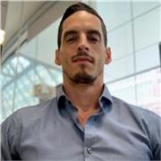 Profesional con nivel nativo de inglés