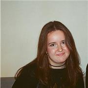 Estudiante. Nivel c1 en inglés. Habilidad y experiencia con los niños. Creativa y original. Tengo paciencia. Metodología práctica q asegura diversión y aprendizaje