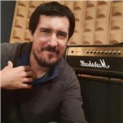 Ofrezco clases de batería, guitarra, congas y cajón