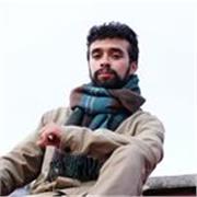 Profesor de apoyo escolar en clases para niños de forma presencial o virtual