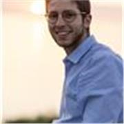 Etudiant en Programme Grande Ecole de l'EDHEC Business School, je donne des cours de mathématiques et statistiques niveau collège 
