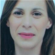 ich arbeite in Vollzeit als Content Manager für Frankreich im Bereich E-Kommerz. Französisch Niveau: sehr gut in W. & S