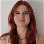 He sido esfudiante de artes y no tengo problema en enseñar o ayudar en el aspecto artístico. 