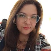 Profesora de apoyo escolar en primer ciclo básico