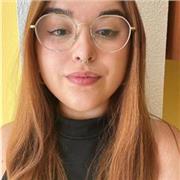 Maestra de infantiles , para ayudar a los más pequeños , también especializada en atención temprana