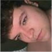 Estudiante de grado económico simpático y con actitud 