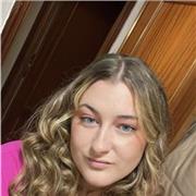 Graduada en grado superior de sanidad imparte clases de apoyo a niños de eso y primaria