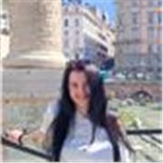 Estudiante de grado en traducción e interpretación y filología inglesa. 