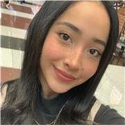 Profesora de inglés que imparte clases de gramática y vocabulario