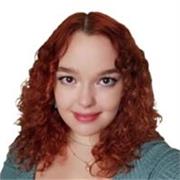 Profesora de Informática, apta para dar clases en distintos ámbitos y a personas de cualquier edad. 